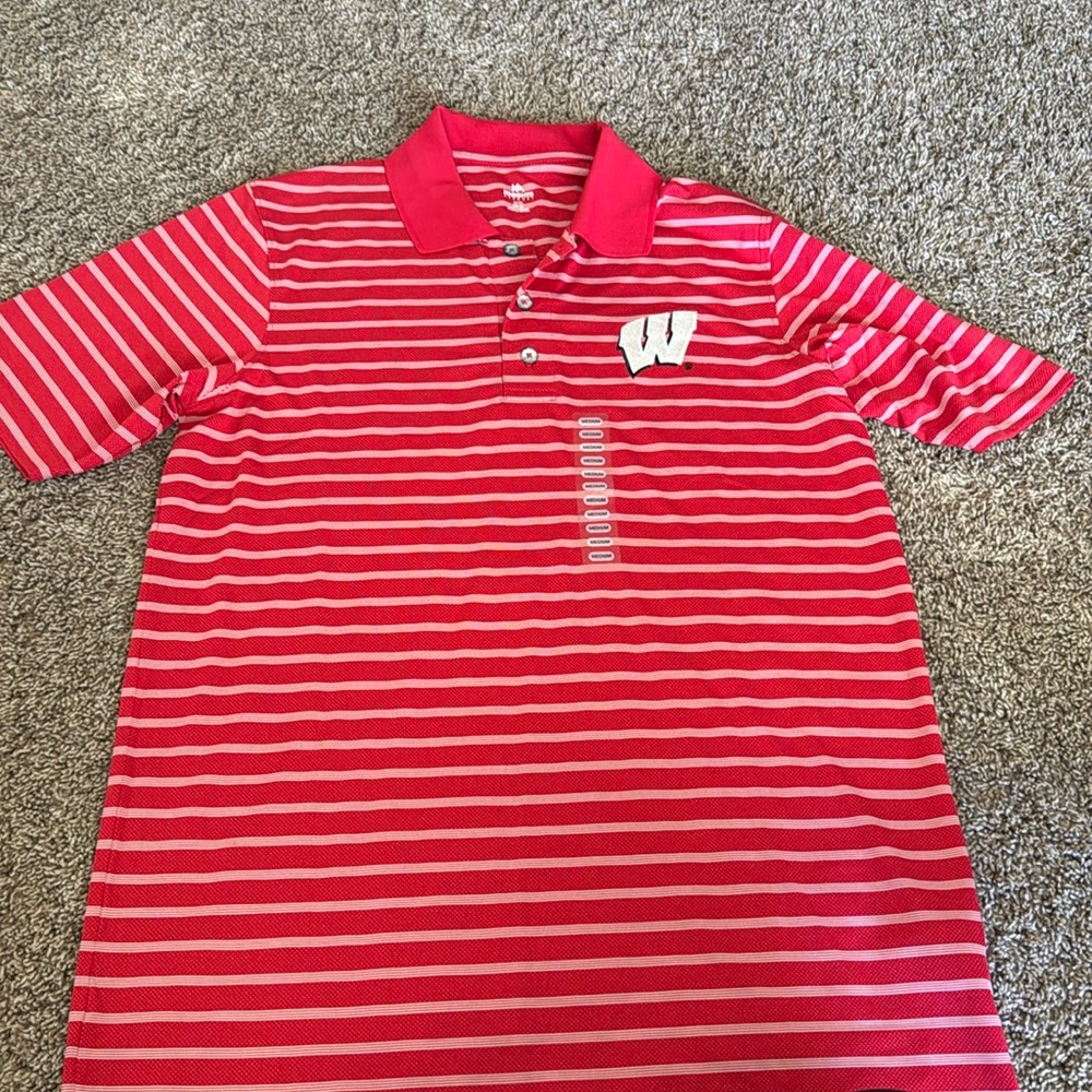 Men’s medium Wisconsin polo